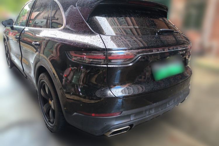 Used Porsche Cayenne E-Hybrid 2019 Cayenne E-Hybrid 2.0T Rear Left 45 Deg