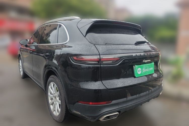 Used Porsche Cayenne E-Hybrid 2019 Cayenne E-Hybrid 2.0T Rear Left 45 Deg