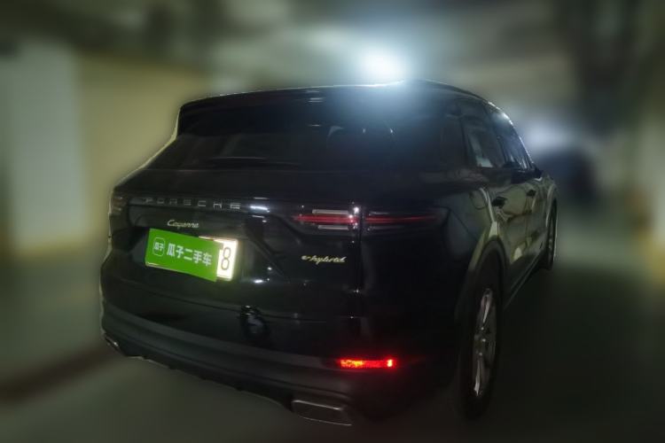 Used Porsche Cayenne E-Hybrid 2019 Cayenne E-Hybrid 2.0T Rear Right 45 Deg