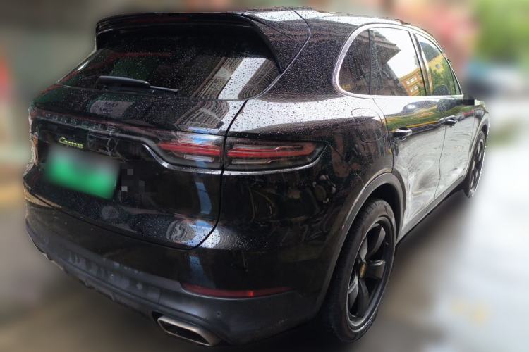 Used Porsche Cayenne E-Hybrid 2019 Cayenne E-Hybrid 2.0T Rear Right 45 Deg