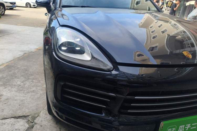 Used Porsche Cayenne E-Hybrid 2019 Cayenne E-Hybrid 2.0T Right Front Headlight