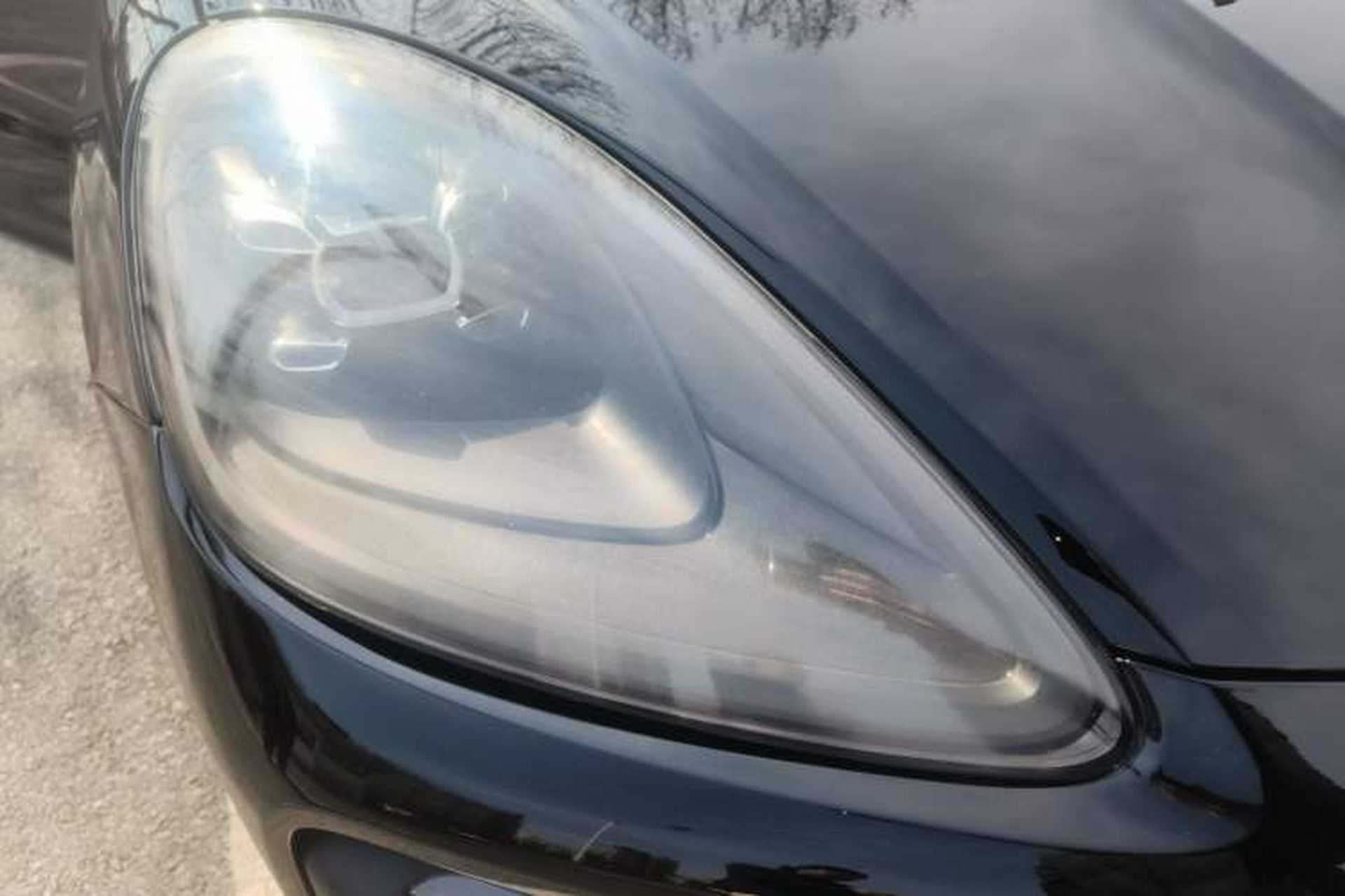 Used Porsche Cayenne E-Hybrid 2019 Cayenne E-Hybrid 2.0T Right Front Headlight