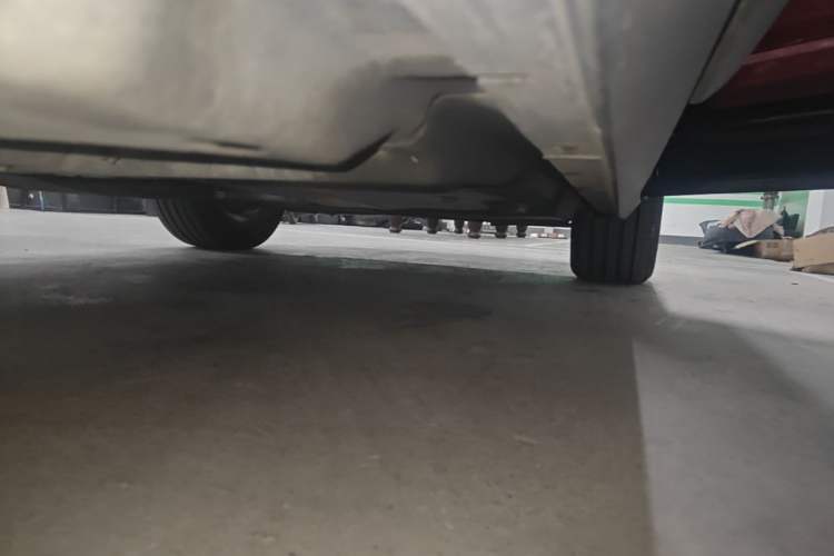 Used Porsche Cayenne E-Hybrid 2019 Cayenne E-Hybrid 2.0T Right Side Sill