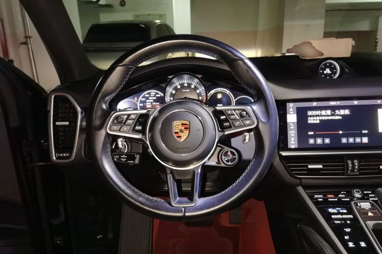 Used Porsche Cayenne E-Hybrid 2019 Cayenne E-Hybrid 2.0T Steering Wheel