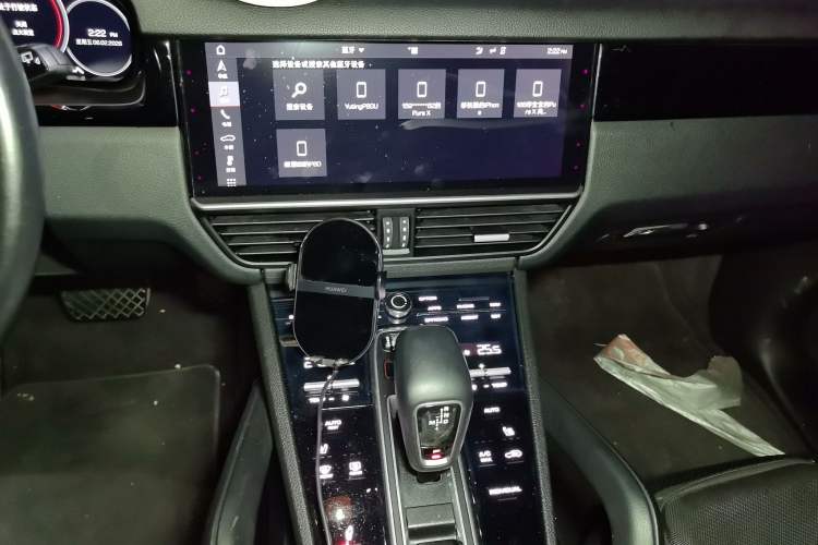 Used Porsche Cayenne E-Hybrid 2019 Cayenne E-Hybrid 2.0T Audio And AC Panel