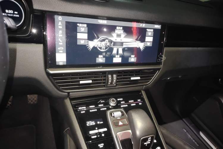 Used Porsche Cayenne E-Hybrid 2019 Cayenne E-Hybrid 2.0T Audio And AC Panel