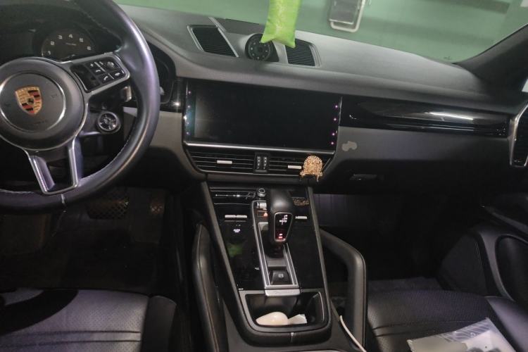 Used Porsche Cayenne E-Hybrid 2019 Cayenne E-Hybrid 2.0T Center Console