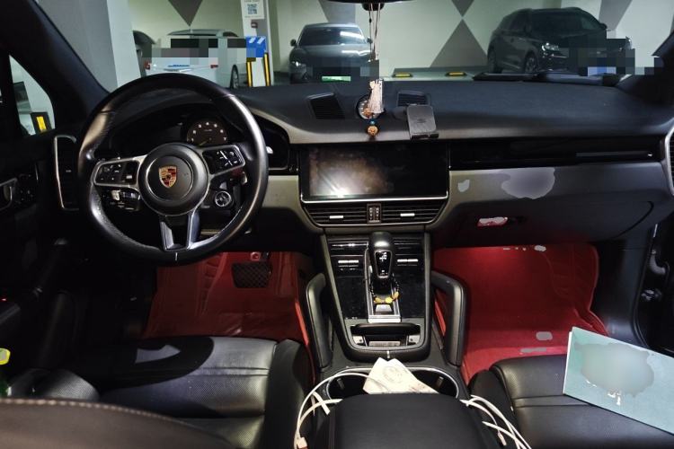 Used Porsche Cayenne E-Hybrid 2019 Cayenne E-Hybrid 2.0T Center Console