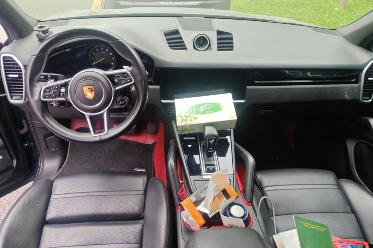 Used Porsche Cayenne E-Hybrid 2019 Cayenne E-Hybrid 2.0T Center Console