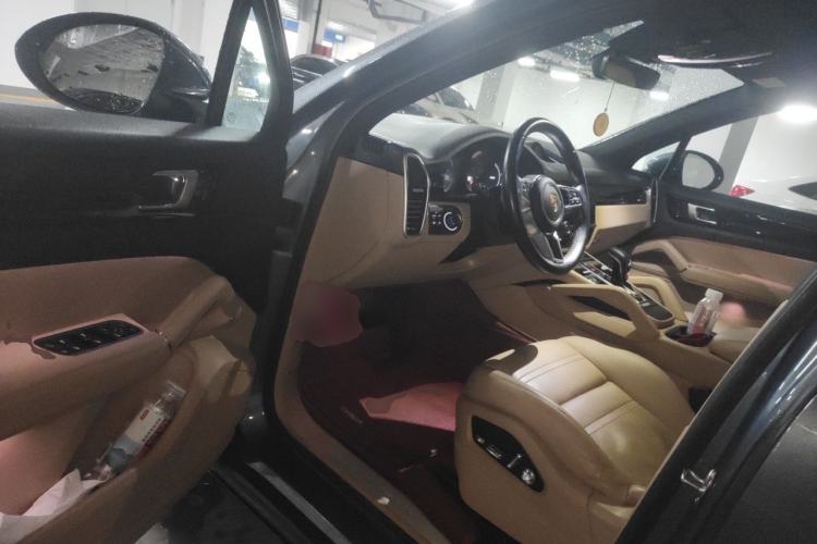 Used Porsche Cayenne E-Hybrid 2019 Cayenne E-Hybrid 2.0T Driver Seat