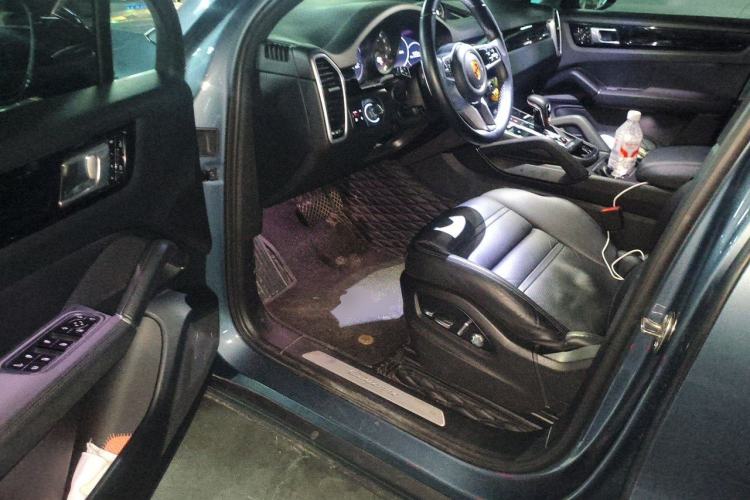 Used Porsche Cayenne E-Hybrid 2019 Cayenne E-Hybrid 2.0T Driver Seat