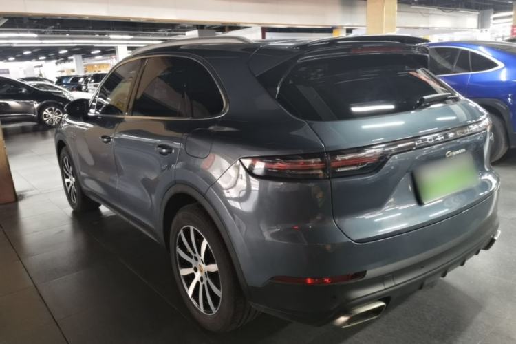 Used Porsche Cayenne E-Hybrid 2019 Cayenne E-Hybrid 2.0T Exterior 2
