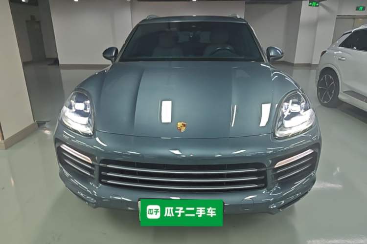 Used Porsche Cayenne E-Hybrid 2019 Cayenne E-Hybrid 2.0T Front