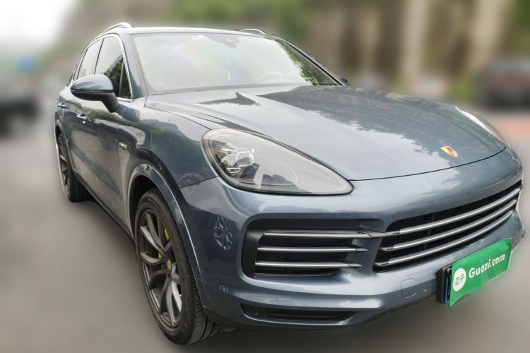 Used Porsche Cayenne E-Hybrid 2019 Cayenne E-Hybrid 2.0T Front Right 45 Deg