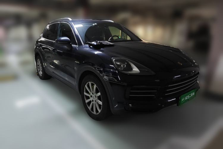 Used Porsche Cayenne E-Hybrid 2019 Cayenne E-Hybrid 2.0T Front Right 45 Deg