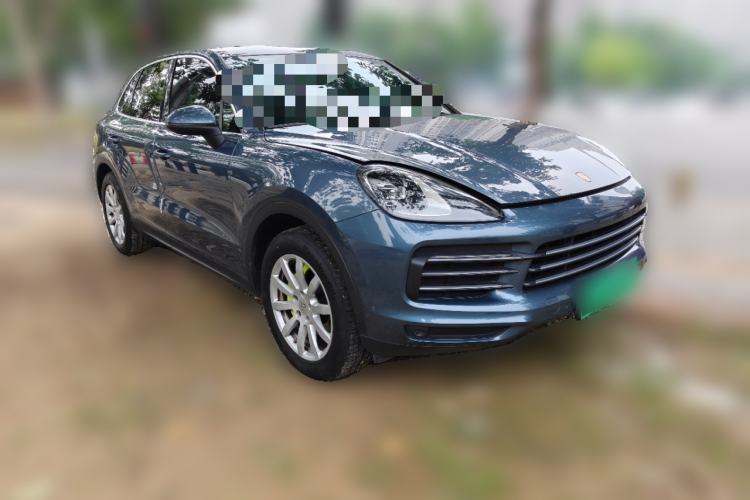 Used Porsche Cayenne E-Hybrid 2019 Cayenne E-Hybrid 2.0T Front Right 45 Deg