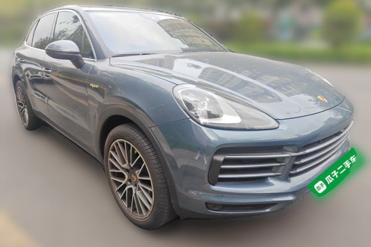Used Porsche Cayenne E-Hybrid 2019 Cayenne E-Hybrid 2.0T Front Right 45 Deg