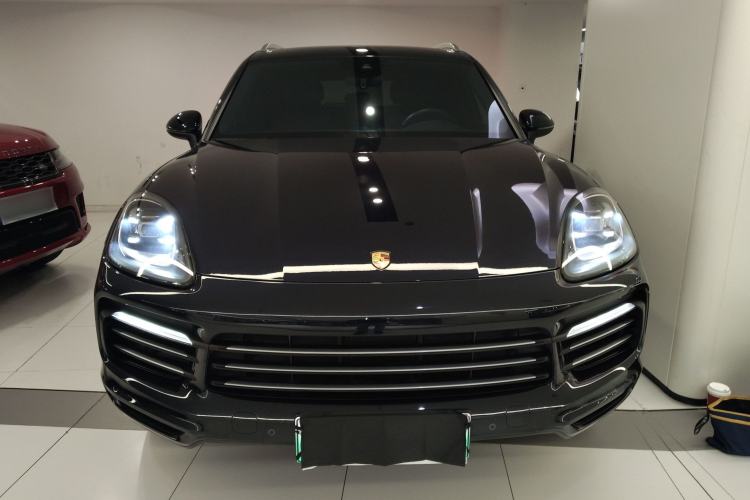 Used Porsche Cayenne E-Hybrid 2019 Cayenne E-Hybrid 2.0T Front