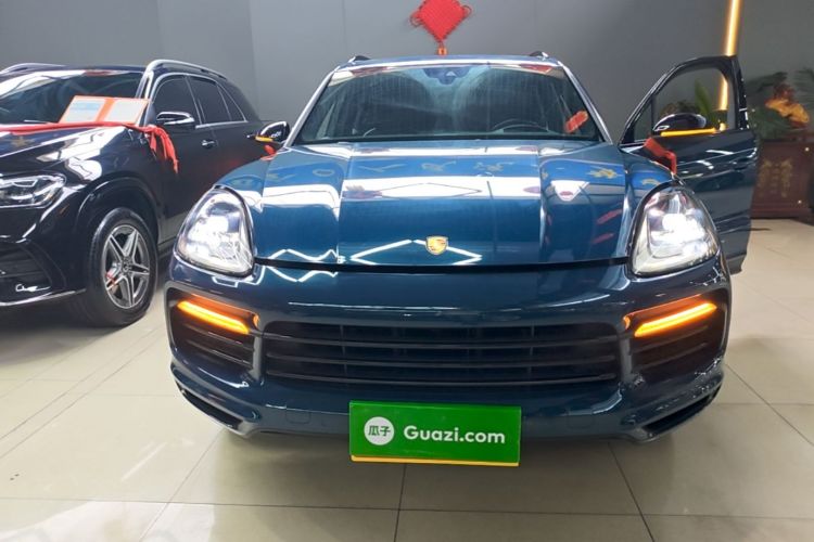 Used Porsche Cayenne E-Hybrid 2019 Cayenne E-Hybrid 2.0T Front