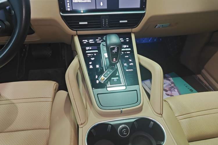 Used Porsche Cayenne E-Hybrid 2019 Cayenne E-Hybrid 2.0T Gear Lever