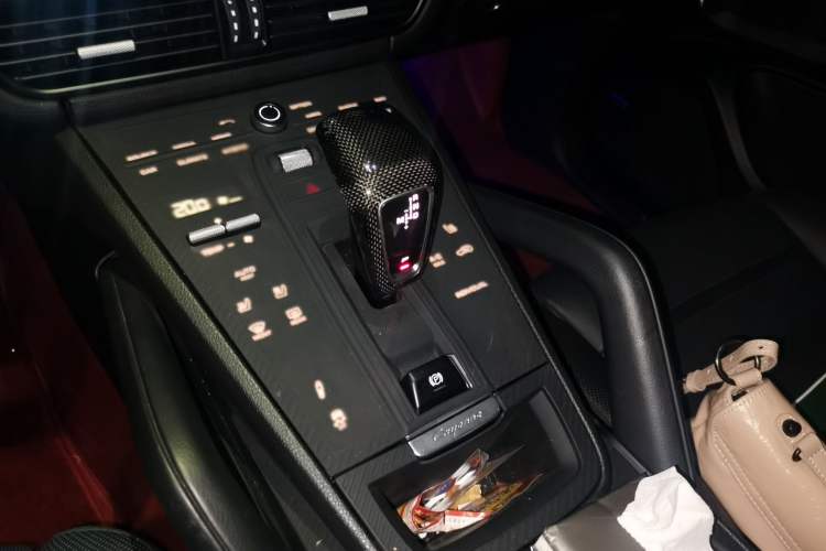 Used Porsche Cayenne E-Hybrid 2019 Cayenne E-Hybrid 2.0T Gear Lever