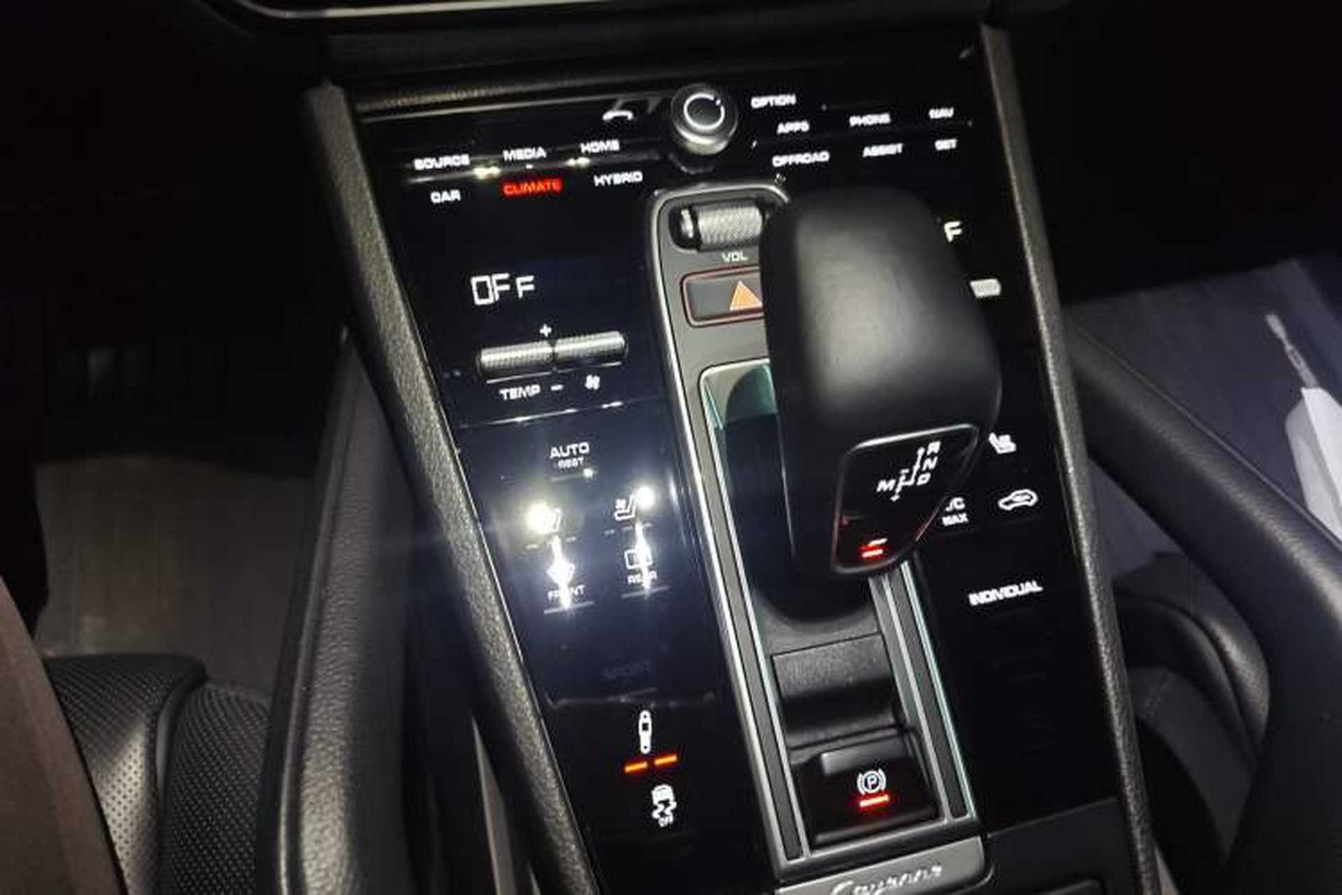 Used Porsche Cayenne E-Hybrid 2019 Cayenne E-Hybrid 2.0T Gear Lever