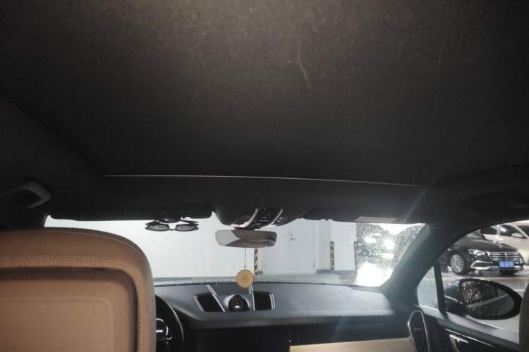 Used Porsche Cayenne E-Hybrid 2019 Cayenne E-Hybrid 2.0T Headliner