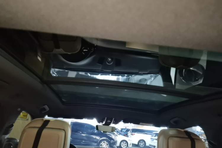 Used Porsche Cayenne E-Hybrid 2019 Cayenne E-Hybrid 2.0T Headliner