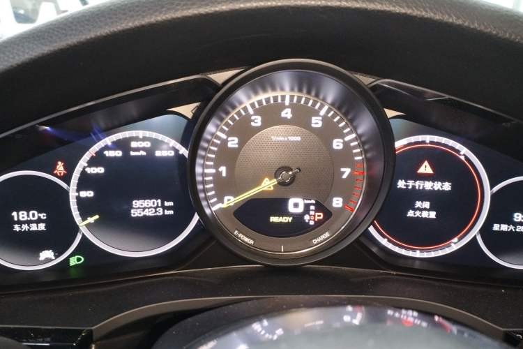 Used Porsche Cayenne E-Hybrid 2019 Cayenne E-Hybrid 2.0T Instrument Cluster