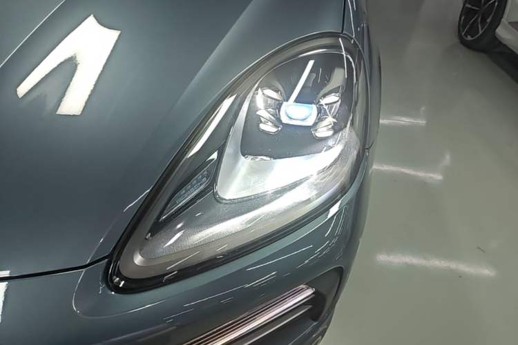 Used Porsche Cayenne E-Hybrid 2019 Cayenne E-Hybrid 2.0T Left Front Headlight