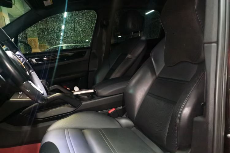Used Porsche Cayenne E-Hybrid 2019 Cayenne E-Hybrid 2.0T Left Front Seat