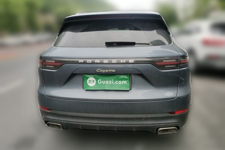 Used Porsche Cayenne E-Hybrid 2019 Cayenne E-Hybrid 2.0T Rear