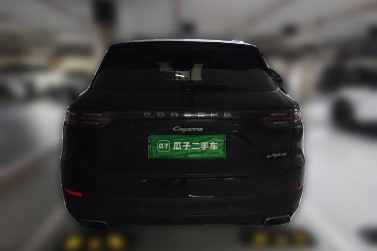 Used Porsche Cayenne E-Hybrid 2019 Cayenne E-Hybrid 2.0T Rear