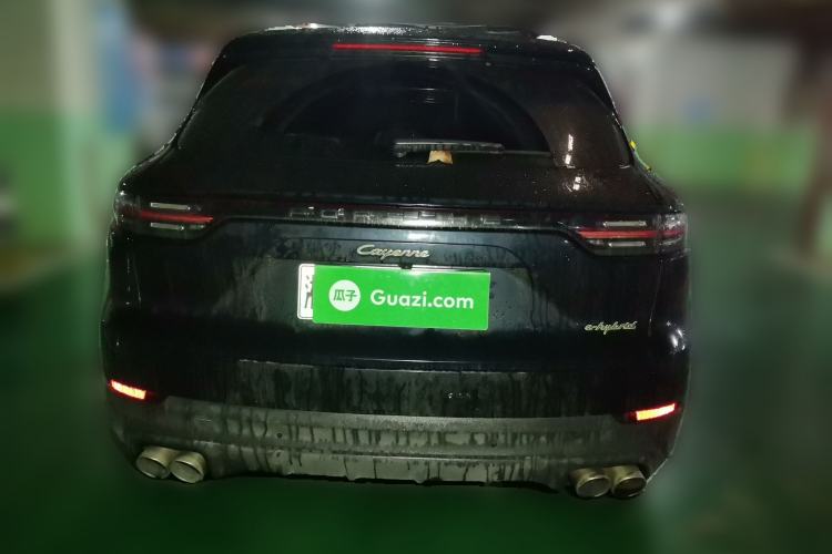 Used Porsche Cayenne E-Hybrid 2019 Cayenne E-Hybrid 2.0T Rear
