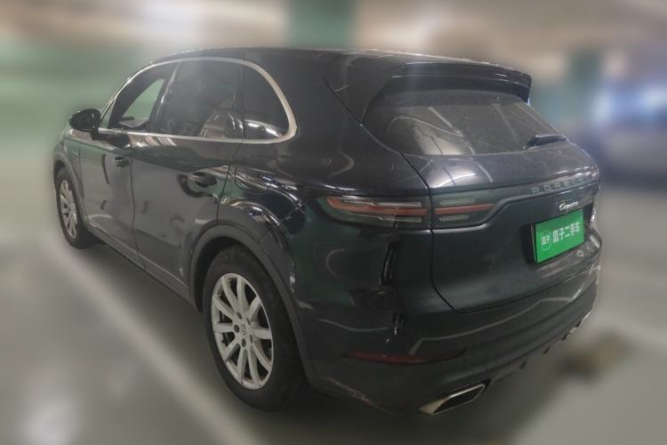 Used Porsche Cayenne E-Hybrid 2019 Cayenne E-Hybrid 2.0T Rear Left 45 Deg