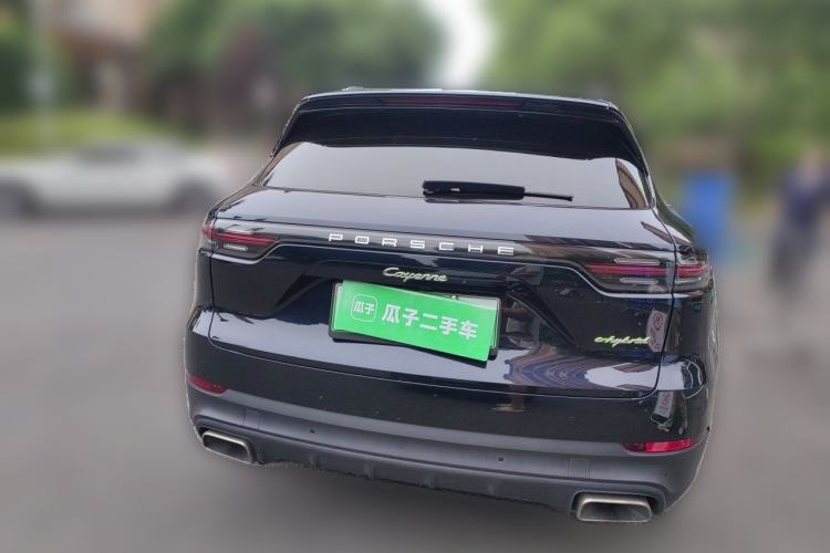 Used Porsche Cayenne E-Hybrid 2019 Cayenne E-Hybrid 2.0T Rear