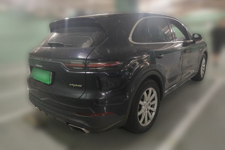 Used Porsche Cayenne E-Hybrid 2019 Cayenne E-Hybrid 2.0T Rear Right 45 Deg
