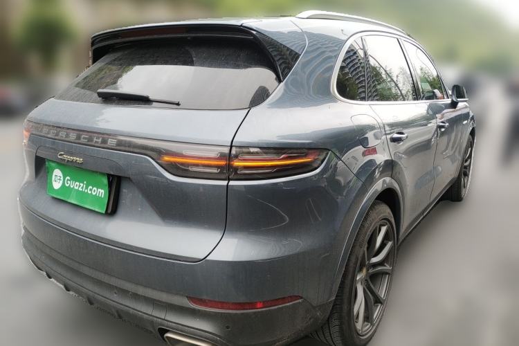 Used Porsche Cayenne E-Hybrid 2019 Cayenne E-Hybrid 2.0T Rear Right 45 Deg