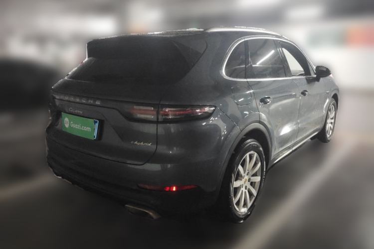 Used Porsche Cayenne E-Hybrid 2019 Cayenne E-Hybrid 2.0T Rear Right 45 Deg