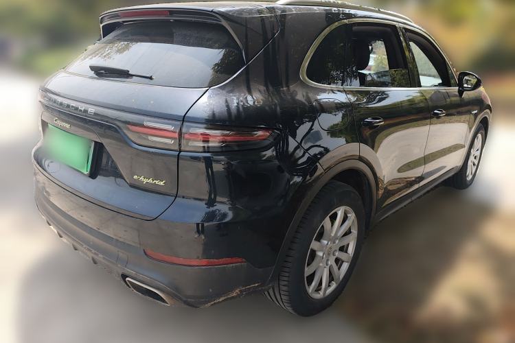 Used Porsche Cayenne E-Hybrid 2019 Cayenne E-Hybrid 2.0T Rear Right 45 Deg