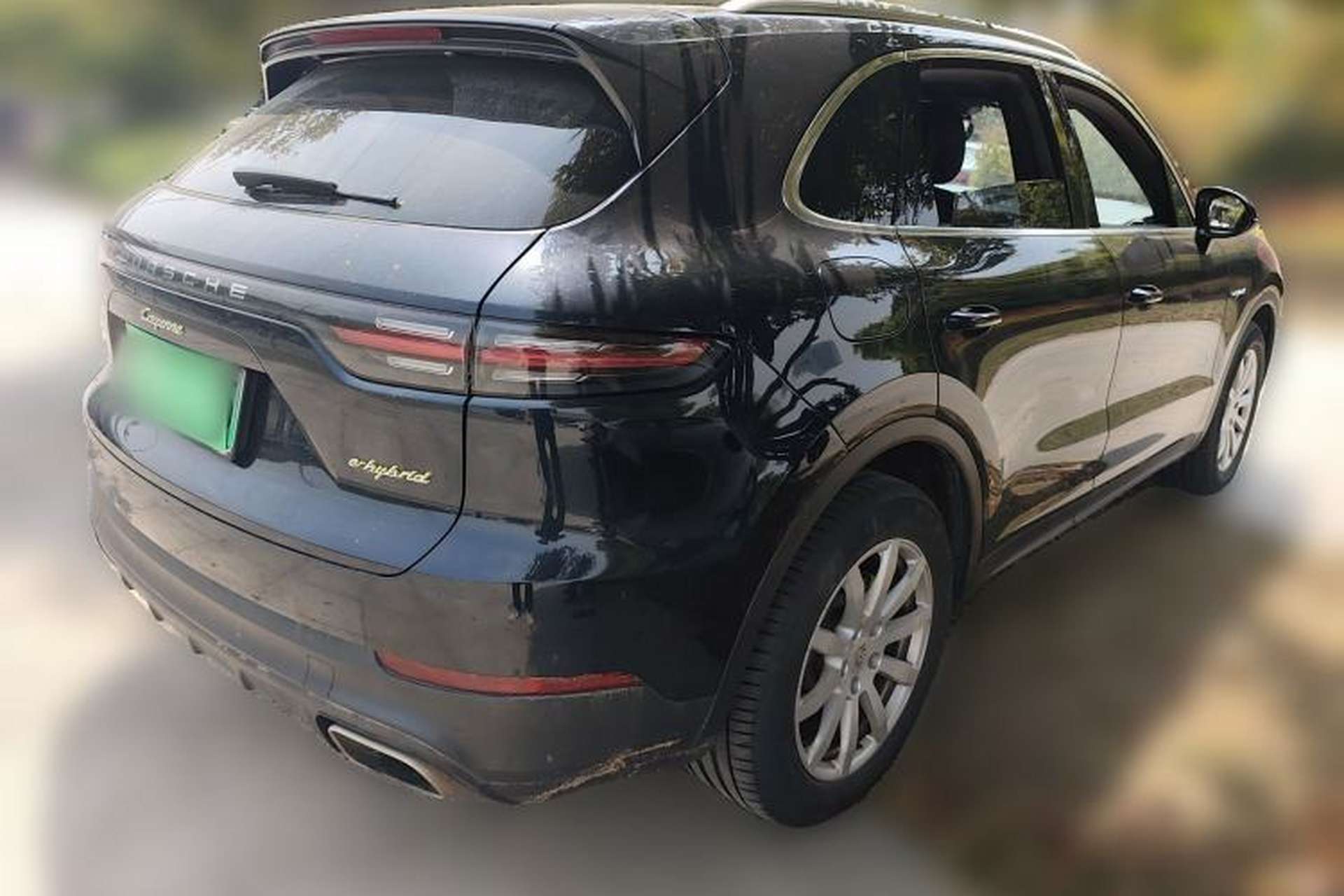 Used Porsche Cayenne E-Hybrid 2019 Cayenne E-Hybrid 2.0T Rear Right 45 Deg