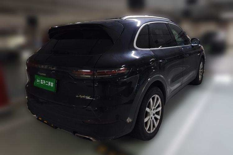 Used Porsche Cayenne E-Hybrid 2019 Cayenne E-Hybrid 2.0T Rear Right 45 Deg