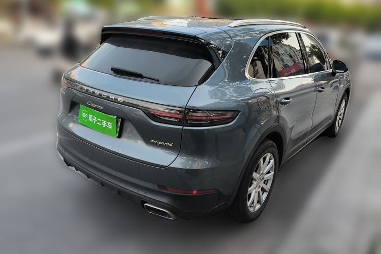 Used Porsche Cayenne E-Hybrid 2019 Cayenne E-Hybrid 2.0T Rear Right 45 Deg