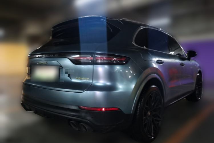 Used Porsche Cayenne E-Hybrid 2019 Cayenne E-Hybrid 2.0T Rear Right 45 Deg