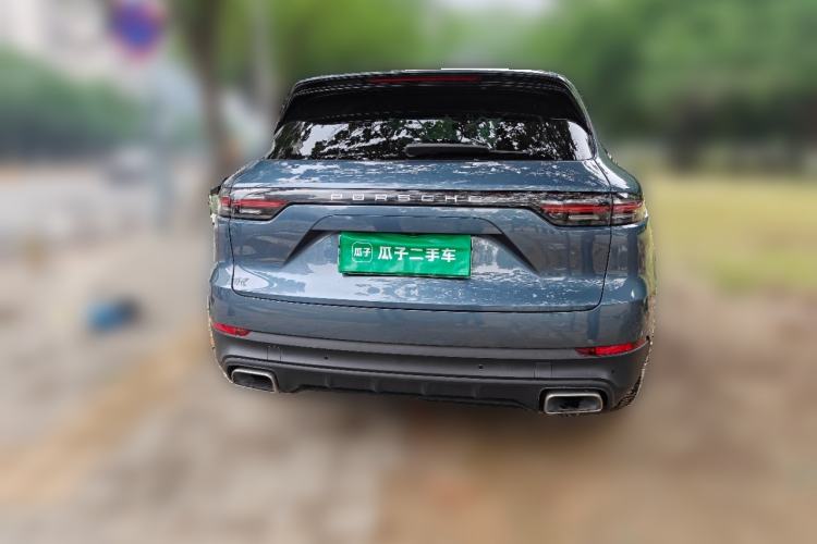 Used Porsche Cayenne E-Hybrid 2019 Cayenne E-Hybrid 2.0T Rear