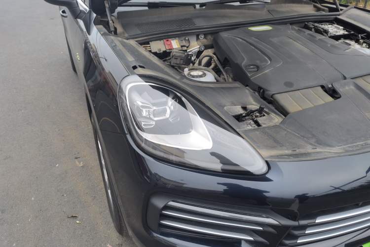 Used Porsche Cayenne E-Hybrid 2019 Cayenne E-Hybrid 2.0T Right Front Headlight