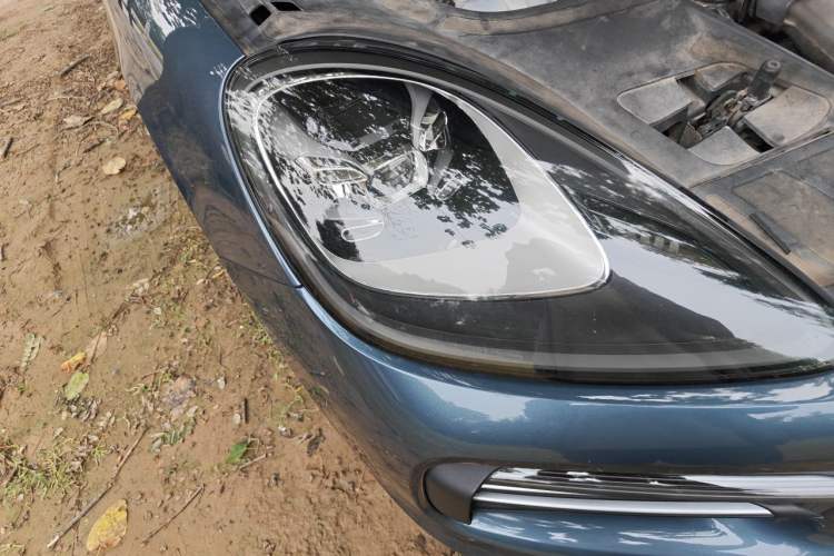 Used Porsche Cayenne E-Hybrid 2019 Cayenne E-Hybrid 2.0T Right Front Headlight