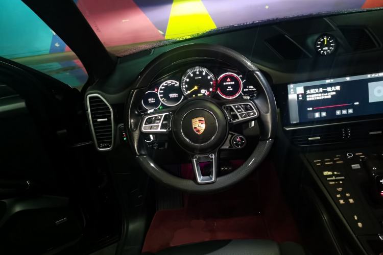 Used Porsche Cayenne E-Hybrid 2019 Cayenne E-Hybrid 2.0T Steering Wheel