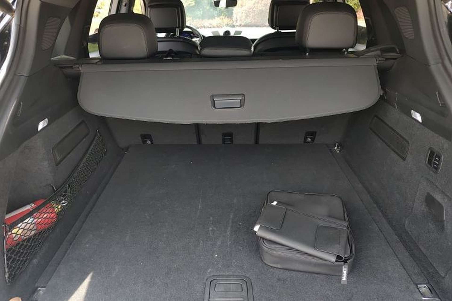 Used Porsche Cayenne E-Hybrid 2019 Cayenne E-Hybrid 2.0T Trunk