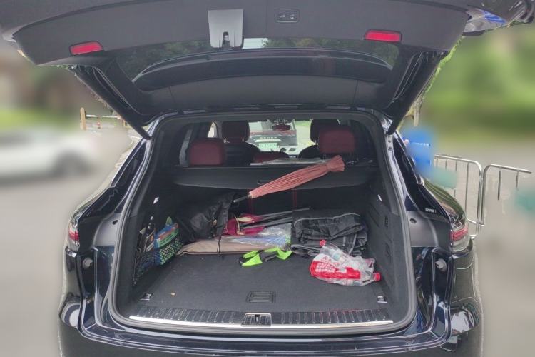 Used Porsche Cayenne E-Hybrid 2019 Cayenne E-Hybrid 2.0T Trunk